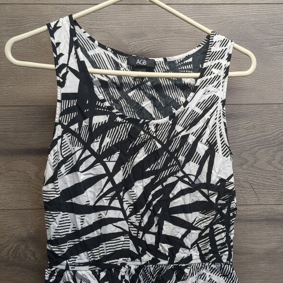 AGB Sleeveless Casual Dress  With Pockets Women's Size Small - Picture 3 of 8